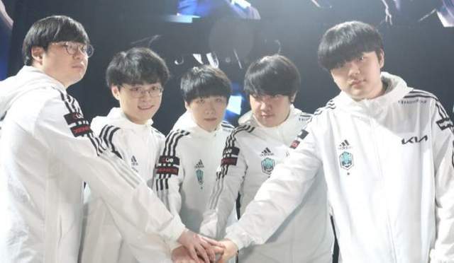 的特点是失 的特点是失